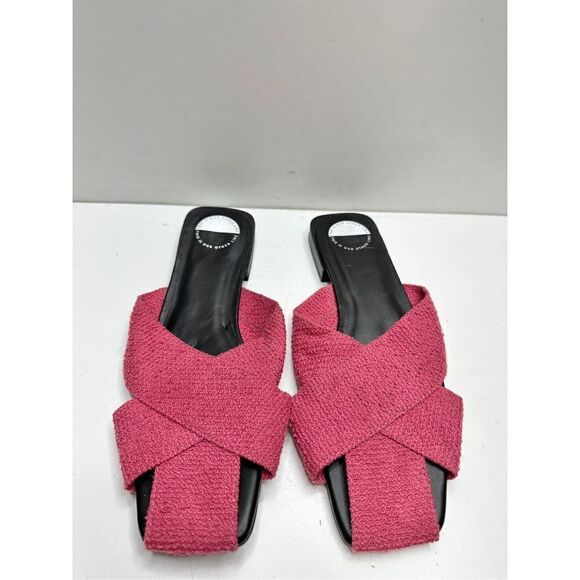 This is our other line mules Womens Size 7 Red Slip On Slide Shoes - Picture 5 of 7